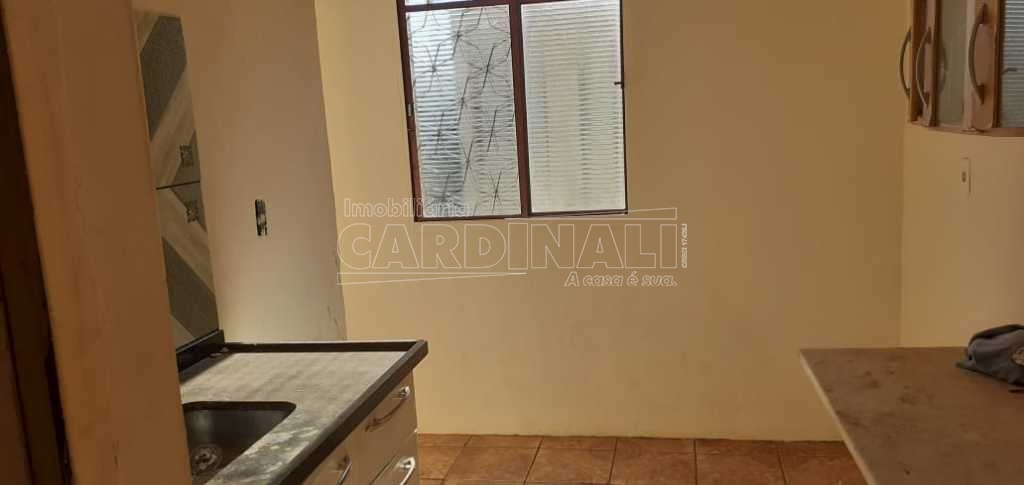 Apartamento / Apartamento sem condomínio em Araraquara 