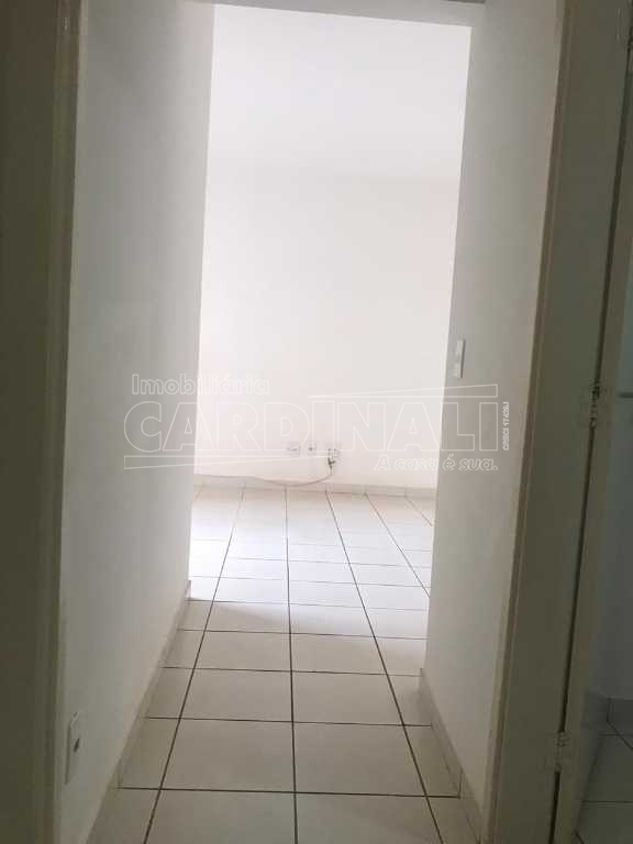 Apartamento / Padrão em Araraquara 