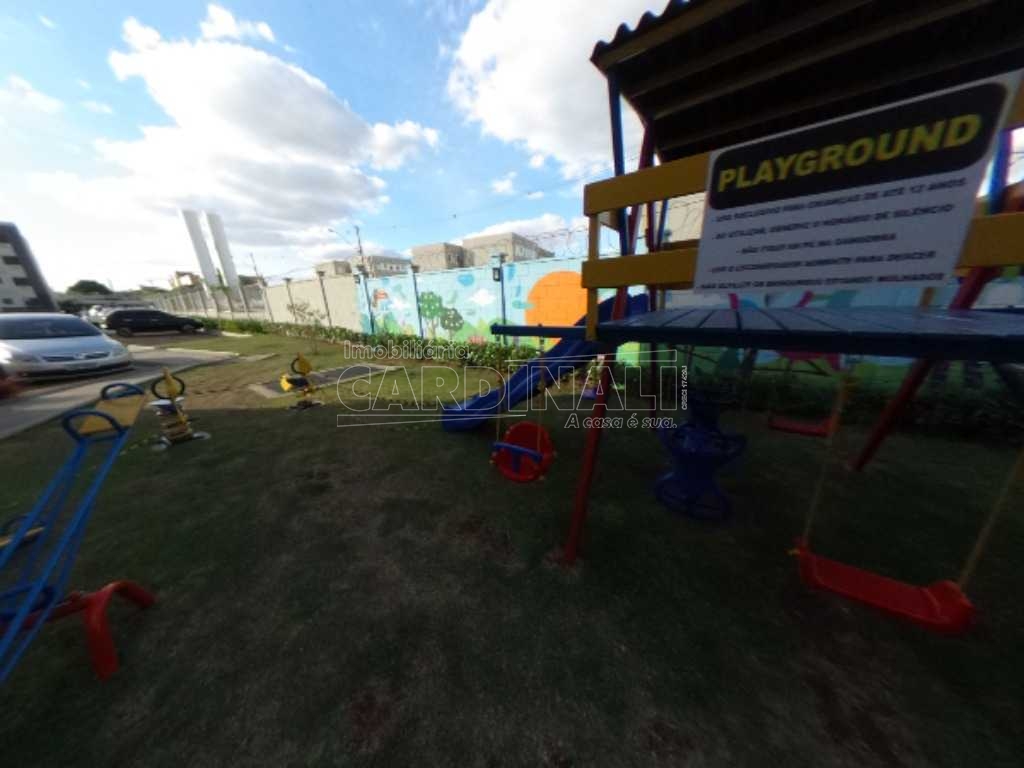 Apartamento / Padrão em Araraquara 