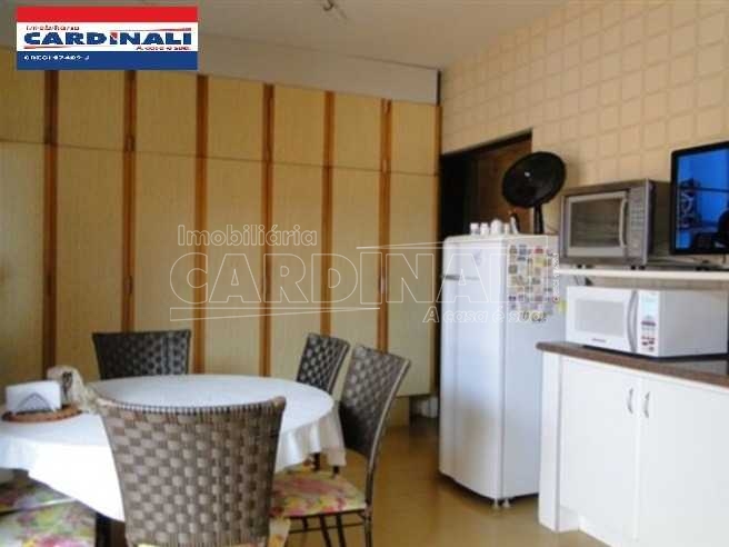 Casa / Padrão em Araraquara 