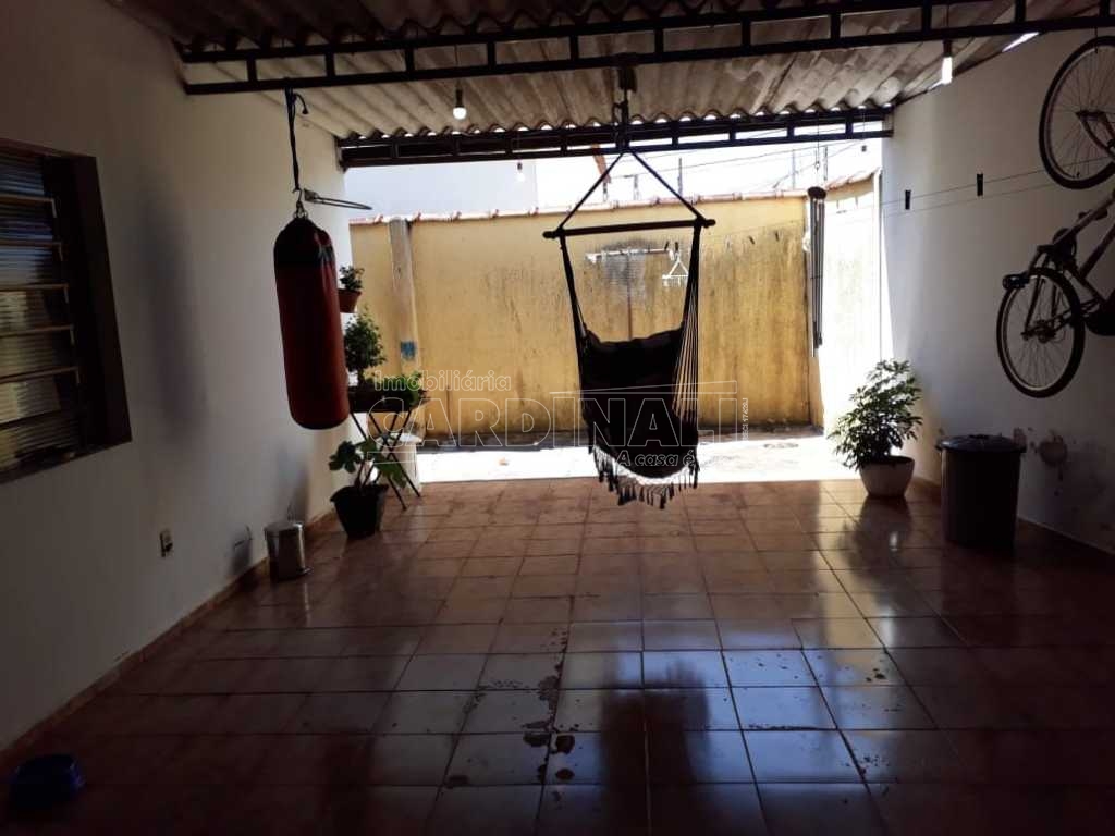 Casa / Padrão em Araraquara 