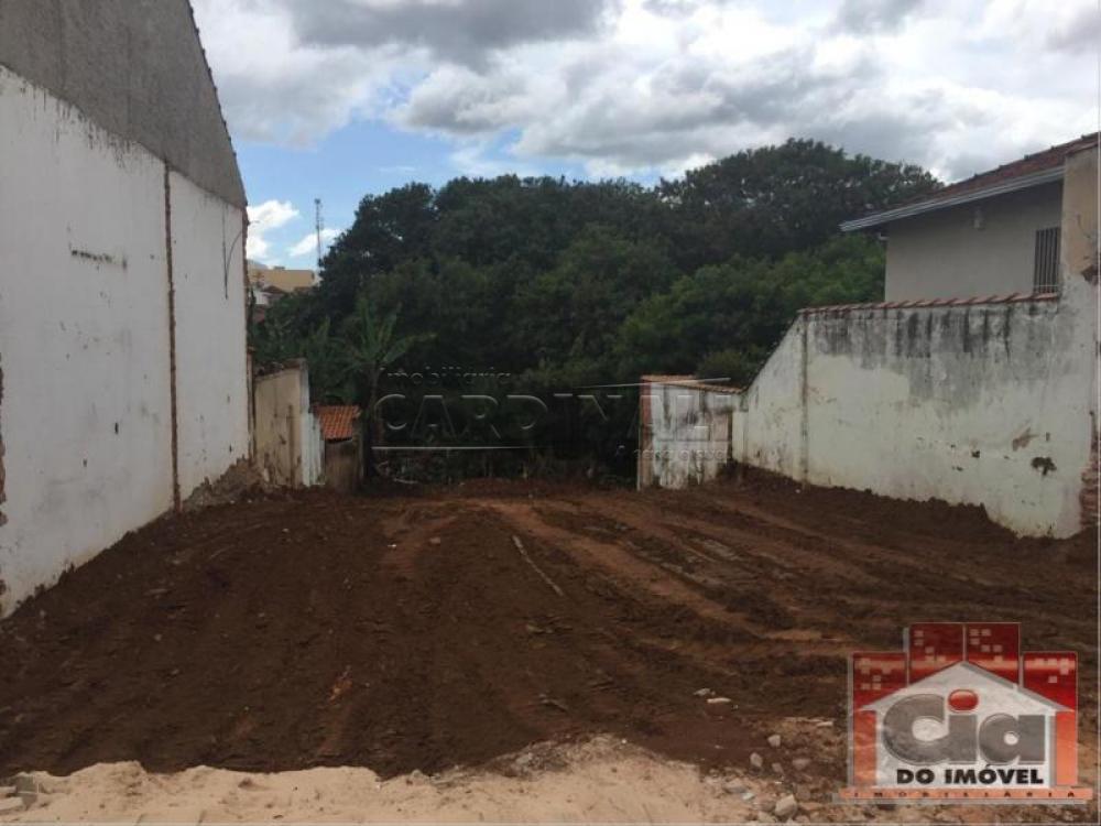 Terreno / Padrão em São Carlos , Comprar por R$298.000,00