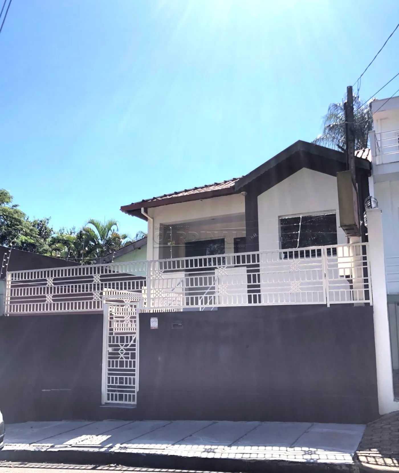 Casa / Padrão em São Carlos , Comprar por R$450.000,00