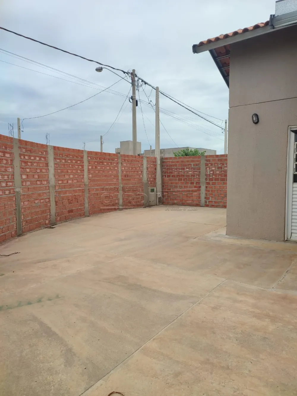 Casa / Padrão em Ibaté Alugar por R$1.200,00