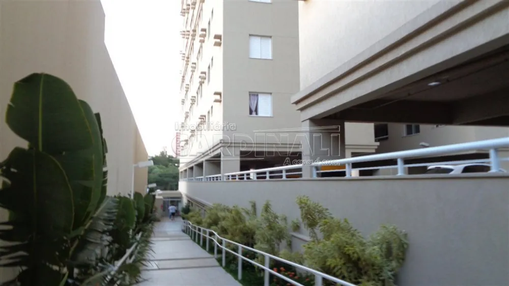 Apartamento / Padrão em São Carlos 