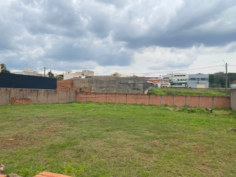 Terreno / Padrão em São Carlos , Comprar por R$800.000,00