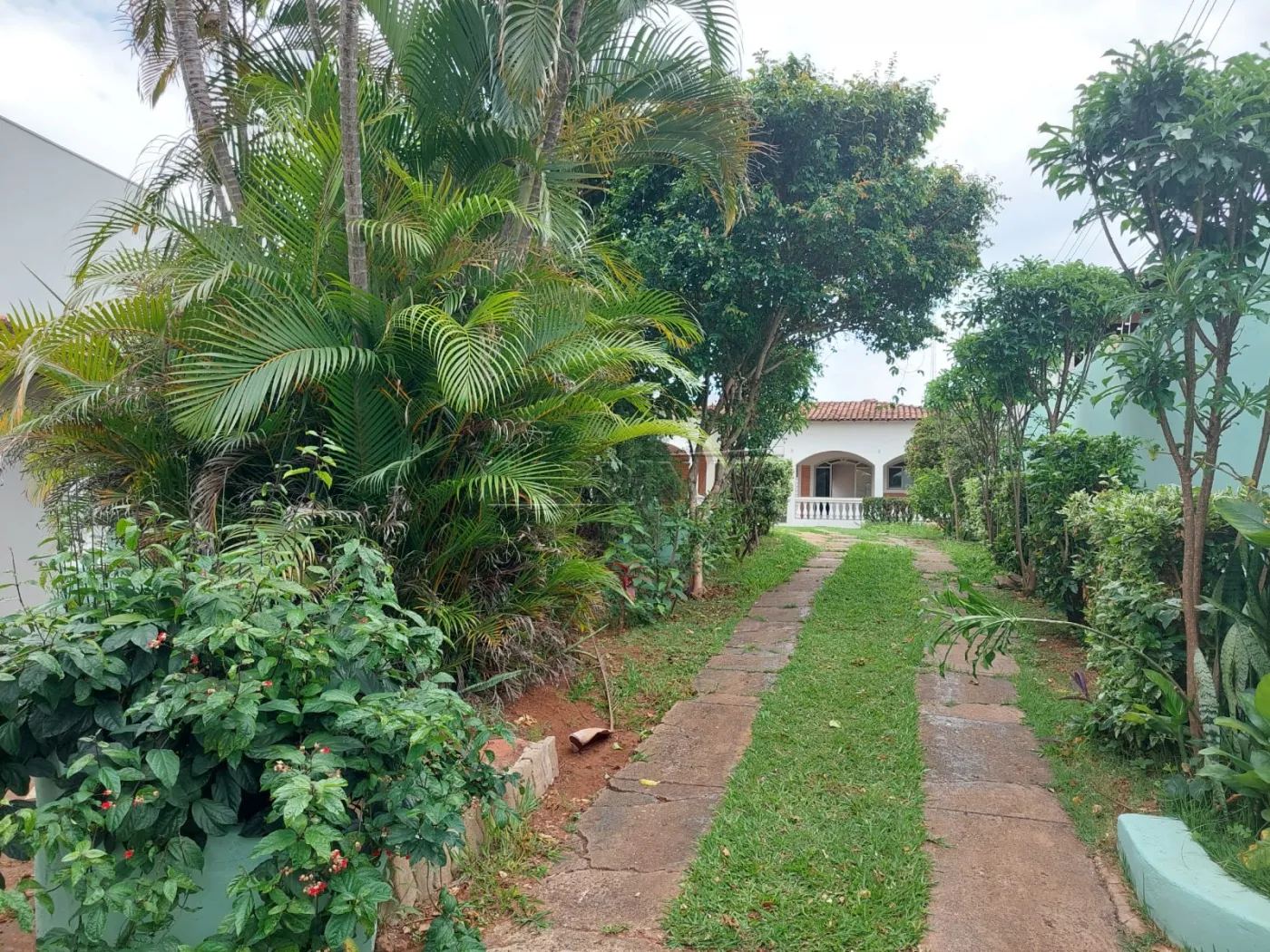 Casa / Padrão em São Carlos , Comprar por R$790.000,00