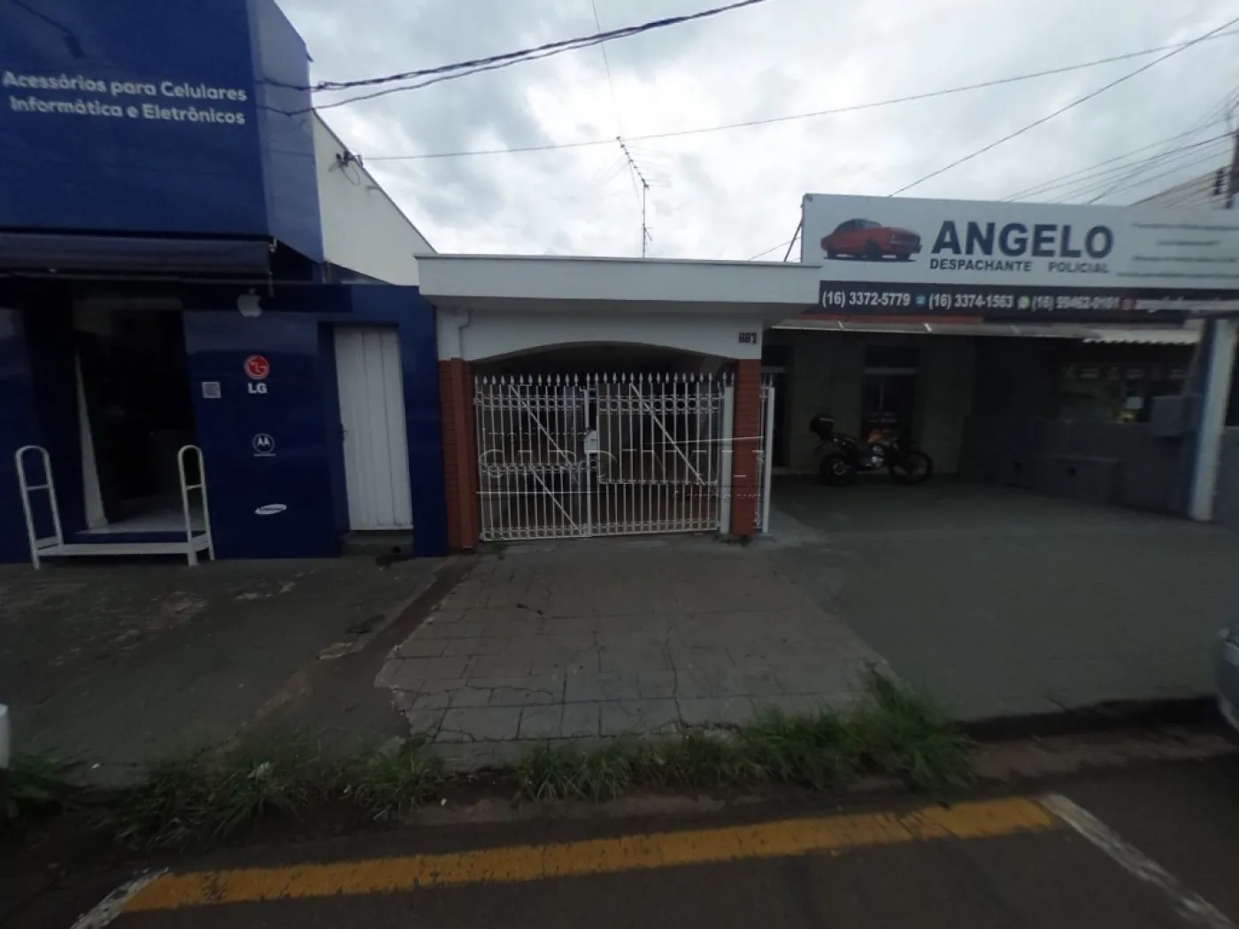 Casa / Padrão em São Carlos , Comprar por R$900.000,00