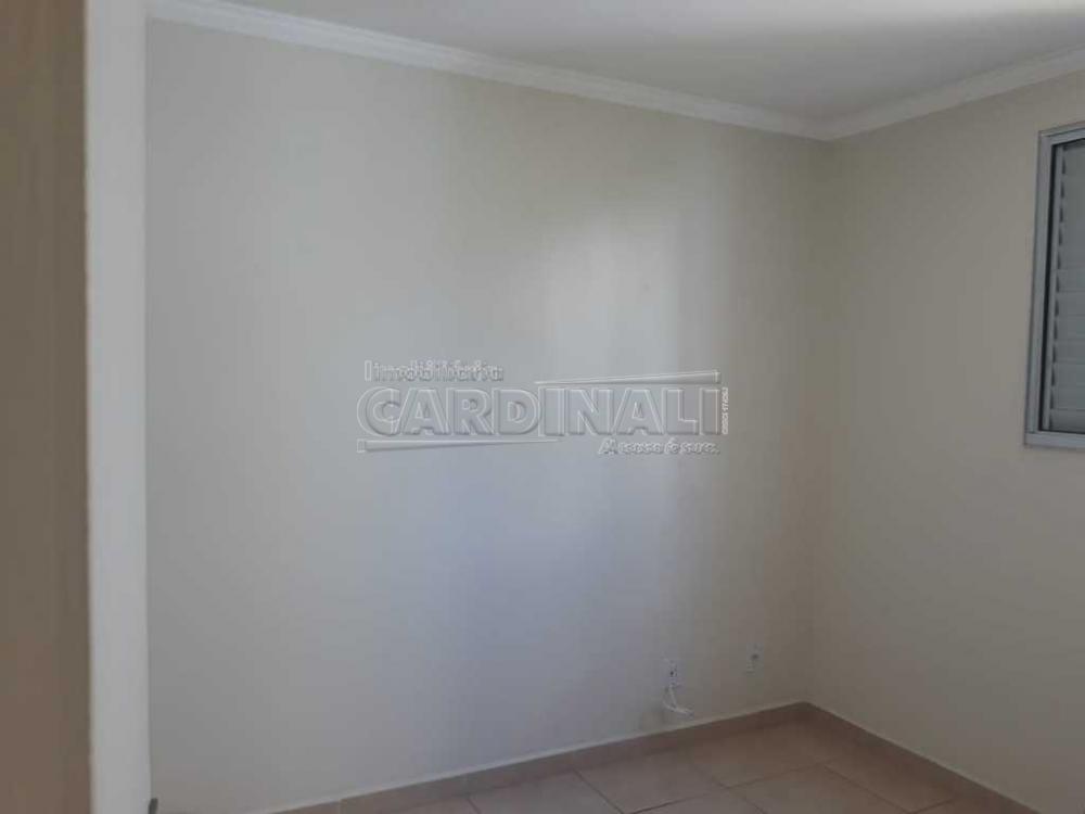 Alugar Apartamento / Padr&atilde;o em S&atilde;o Carlos R$ 1.223,00 - Foto 10