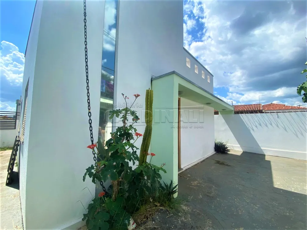 Alugar Casa / Sobrado em S&atilde;o Carlos R$ 1.360,00 - Foto 2