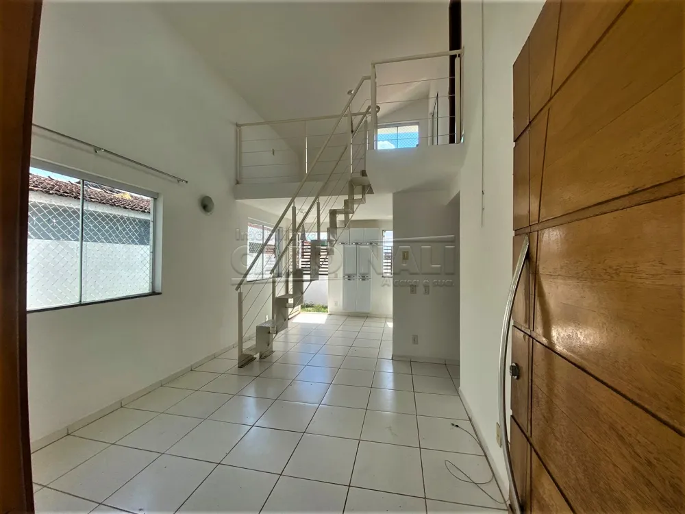 Alugar Casa / Sobrado em S&atilde;o Carlos R$ 1.360,00 - Foto 4
