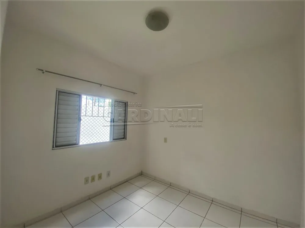 Alugar Casa / Sobrado em S&atilde;o Carlos R$ 1.360,00 - Foto 8