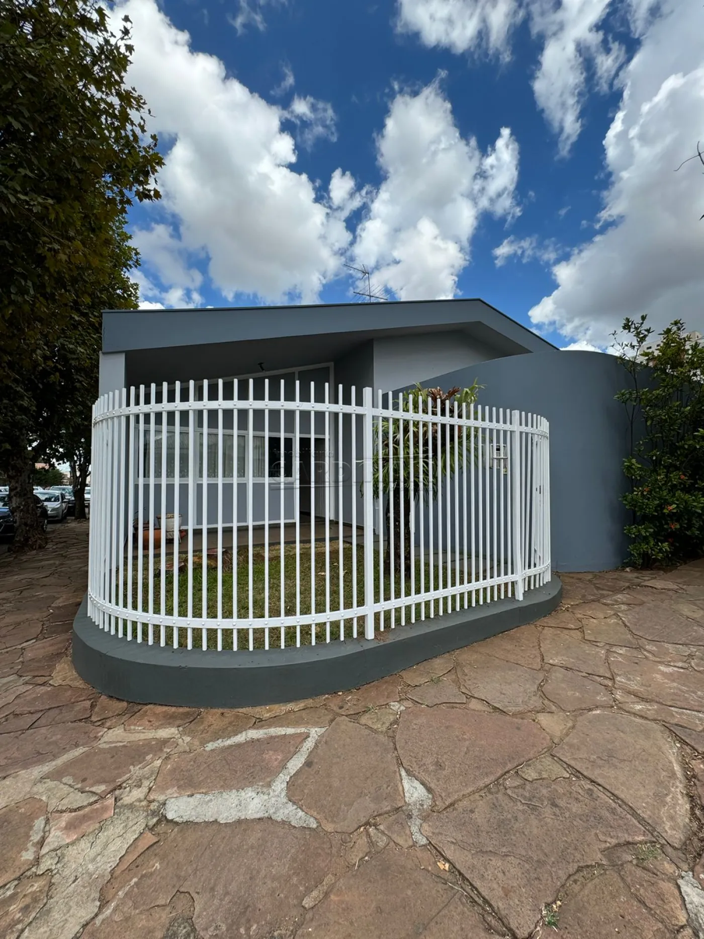 Casa / Padrão em São Carlos , Comprar por R$1.270.000,00