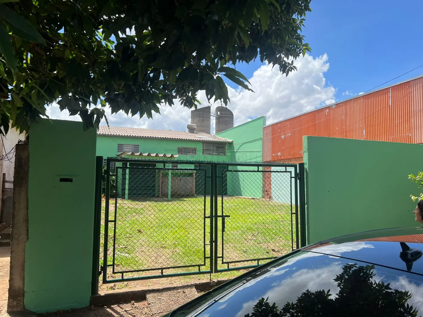 Comercial / Galpão em São Carlos , Comprar por R$500.000,00