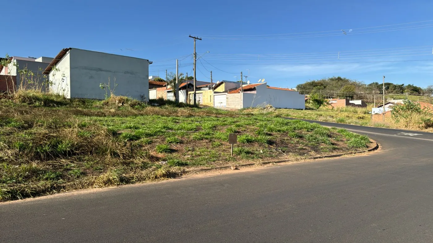 Terreno / Padrão em Descalvado , Comprar por R$74.137,05