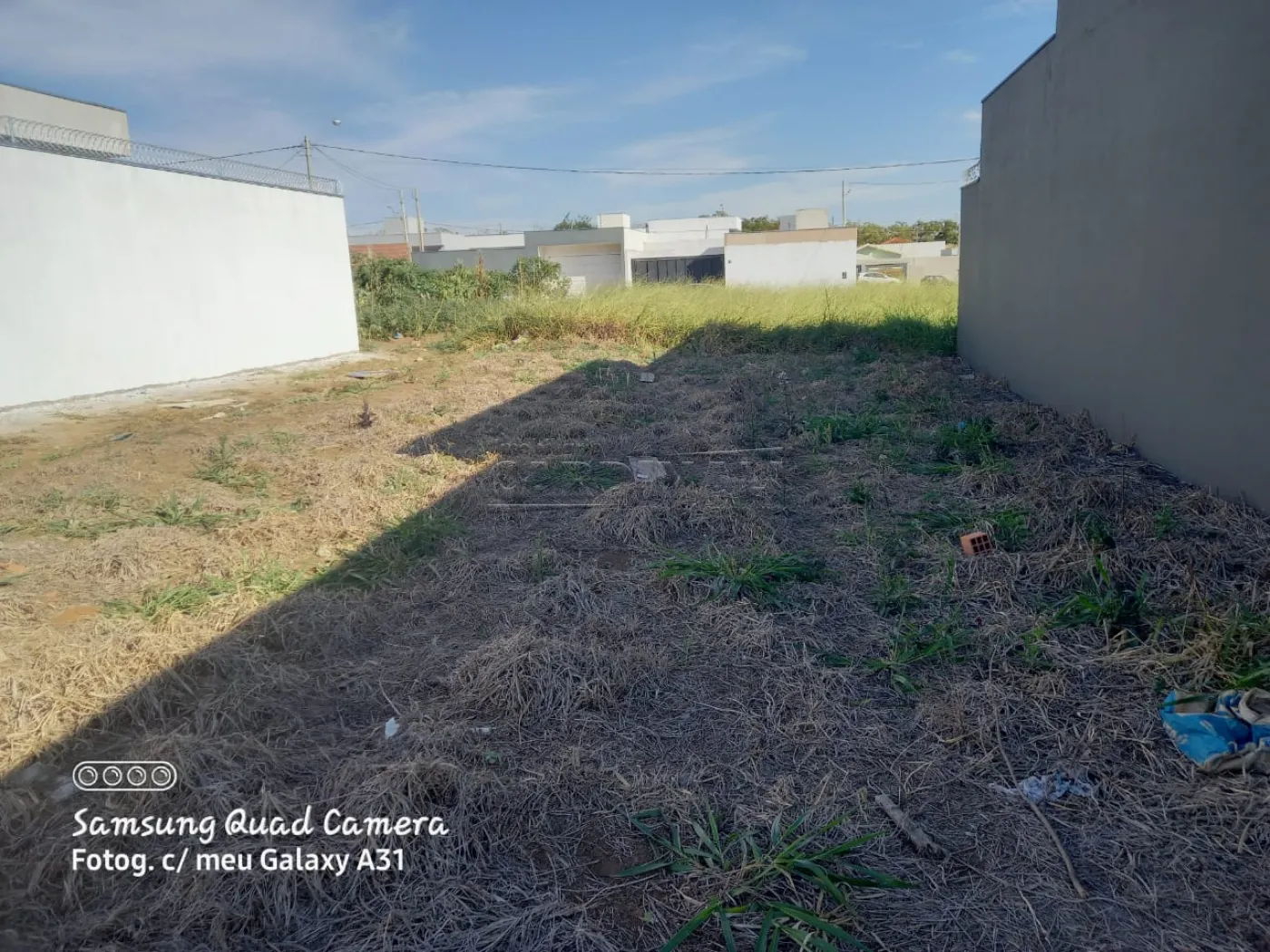 Terreno / Padrão em São Carlos , Comprar por R$202.000,00