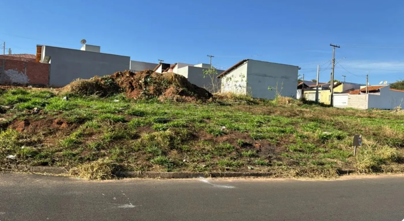 Terreno / Padrão em Descalvado , Comprar por R$99.295,14