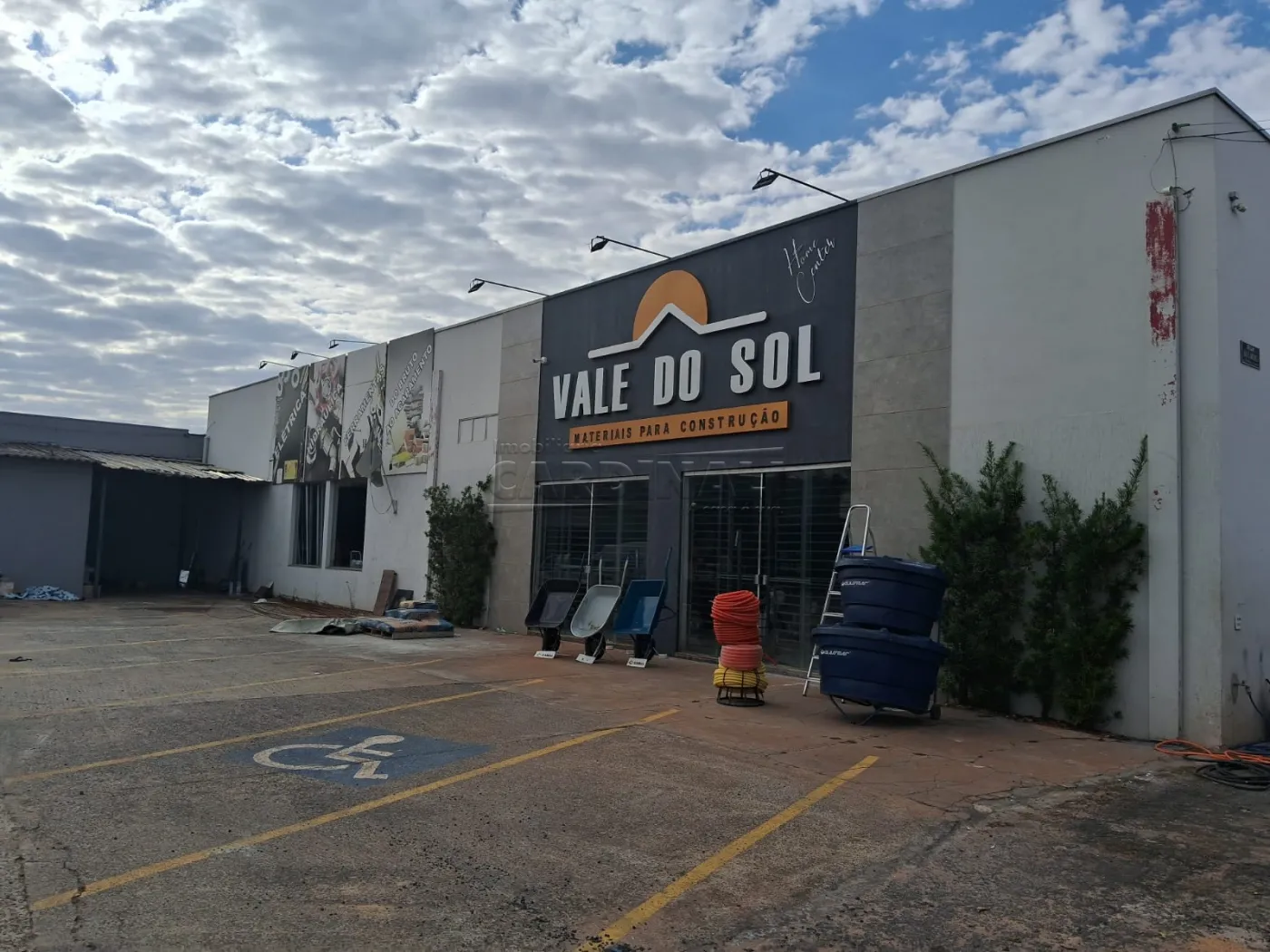 Comercial / Barracão em Araraquara , Comprar por R$3.500.000,00