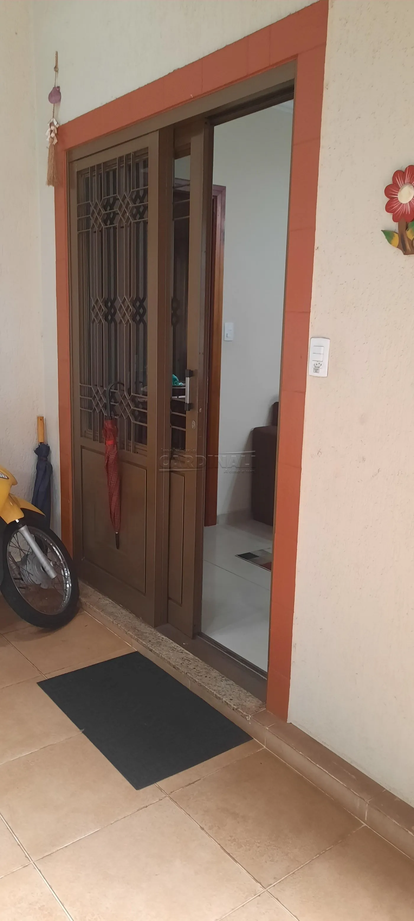 Casa / Padrão em São Carlos , Comprar por R$780.000,00