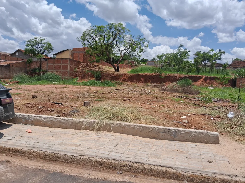 Terreno / Padrão em Araraquara , Comprar por R$95.000,00