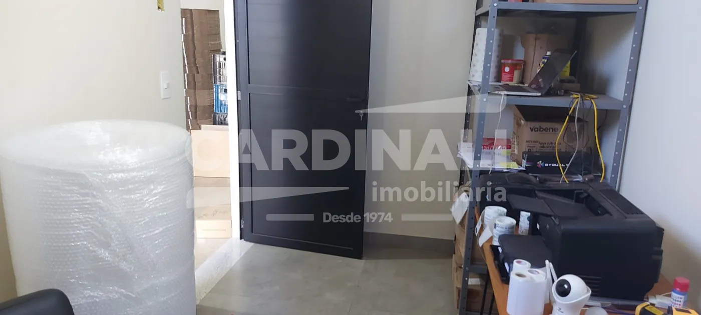 Comercial / Galpão em São Carlos , Comprar por R$1.080.000,00