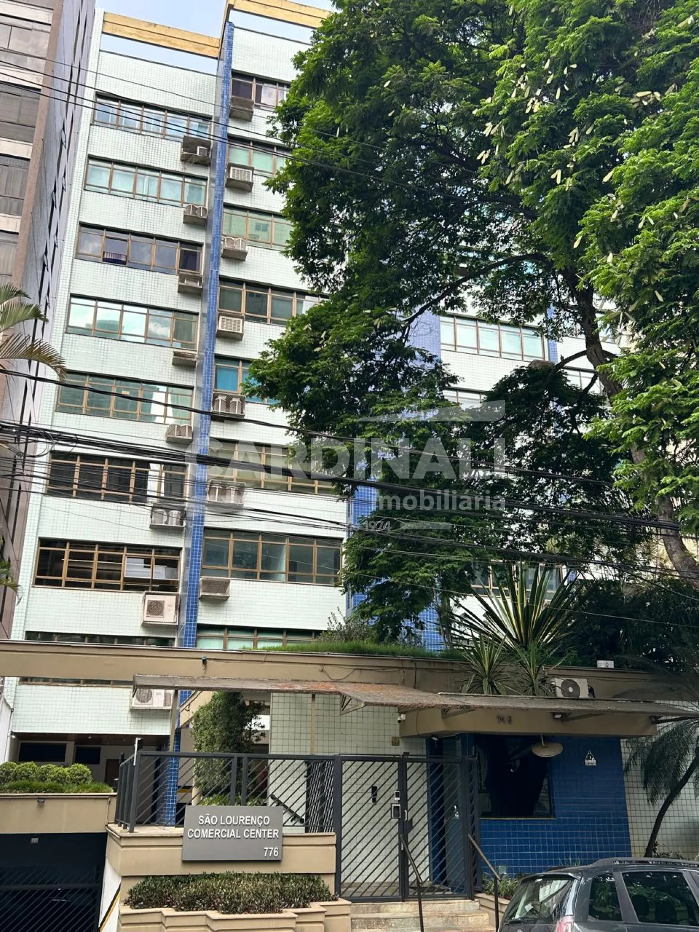 Comercial / Sala / Salão com Condomínio em Campinas , Comprar por R$330.000,00