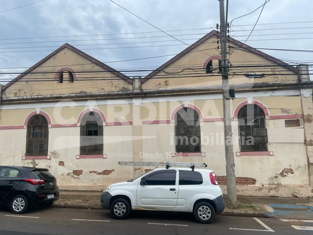 Alugar Comercial / Barrac&atilde;o em S&atilde;o Carlos R$ 40.000,00 - Foto 1