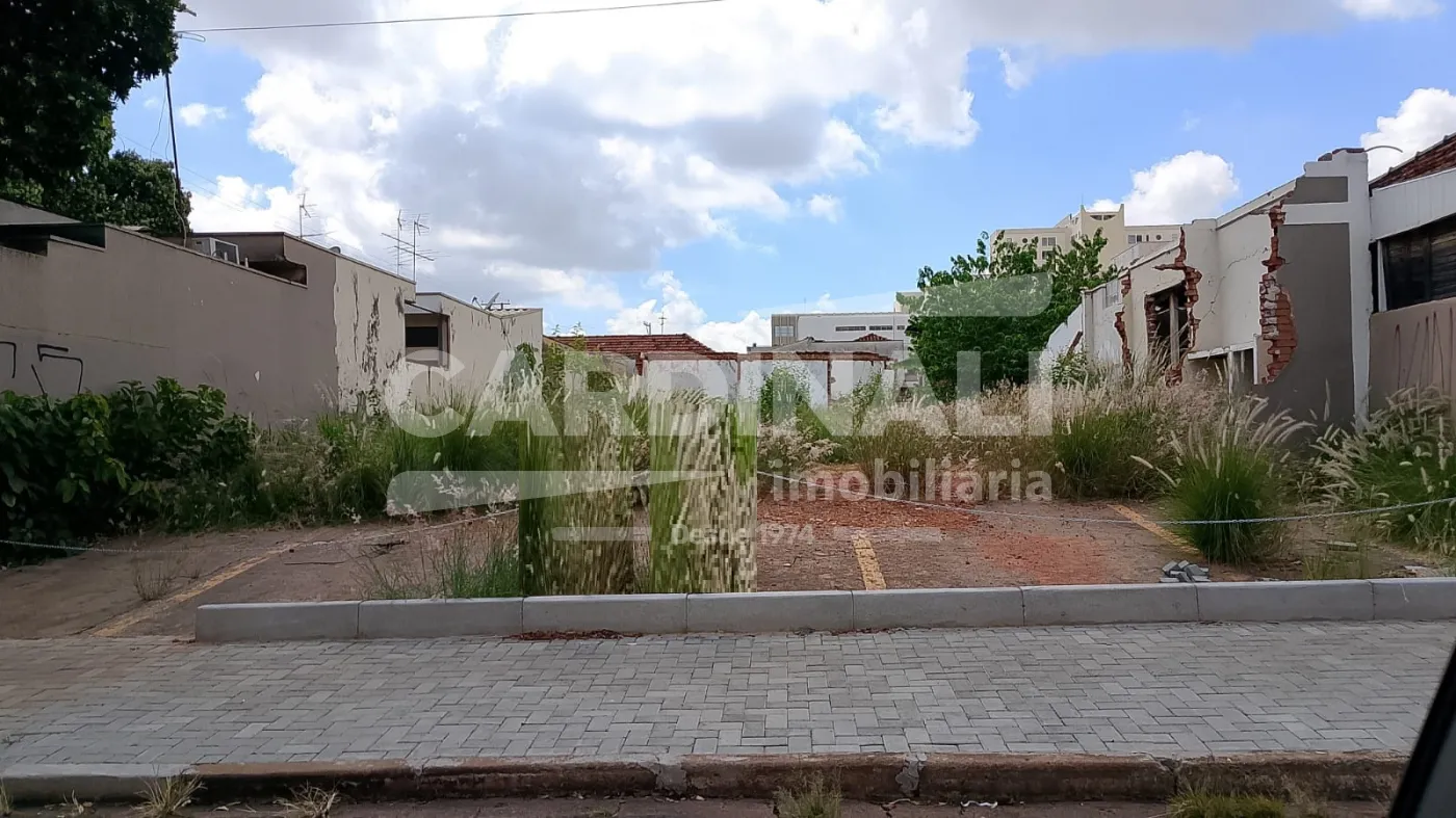Terreno / Padrão em Araraquara , Comprar por R$700.000,00