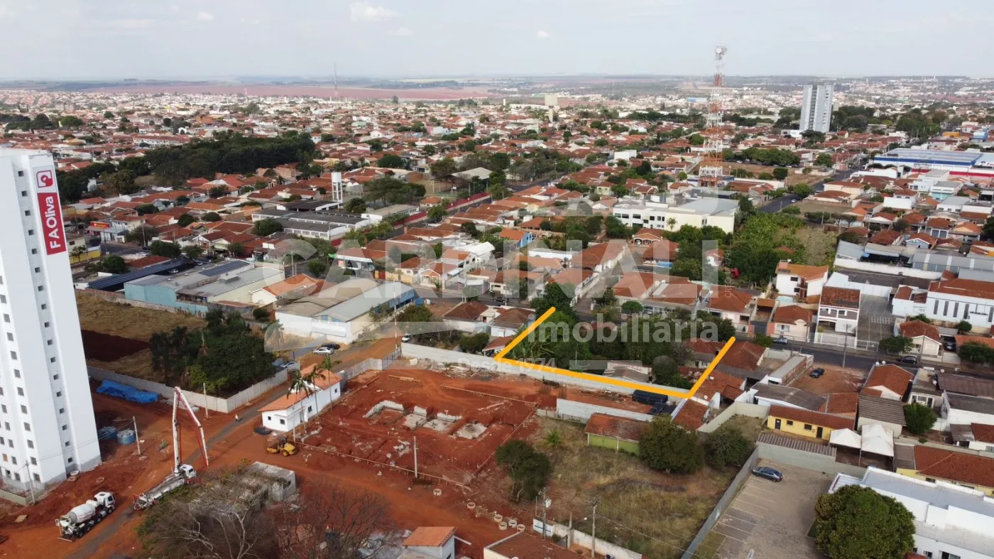 Terreno / Área em Araraquara , Comprar por R$2.600.000,00