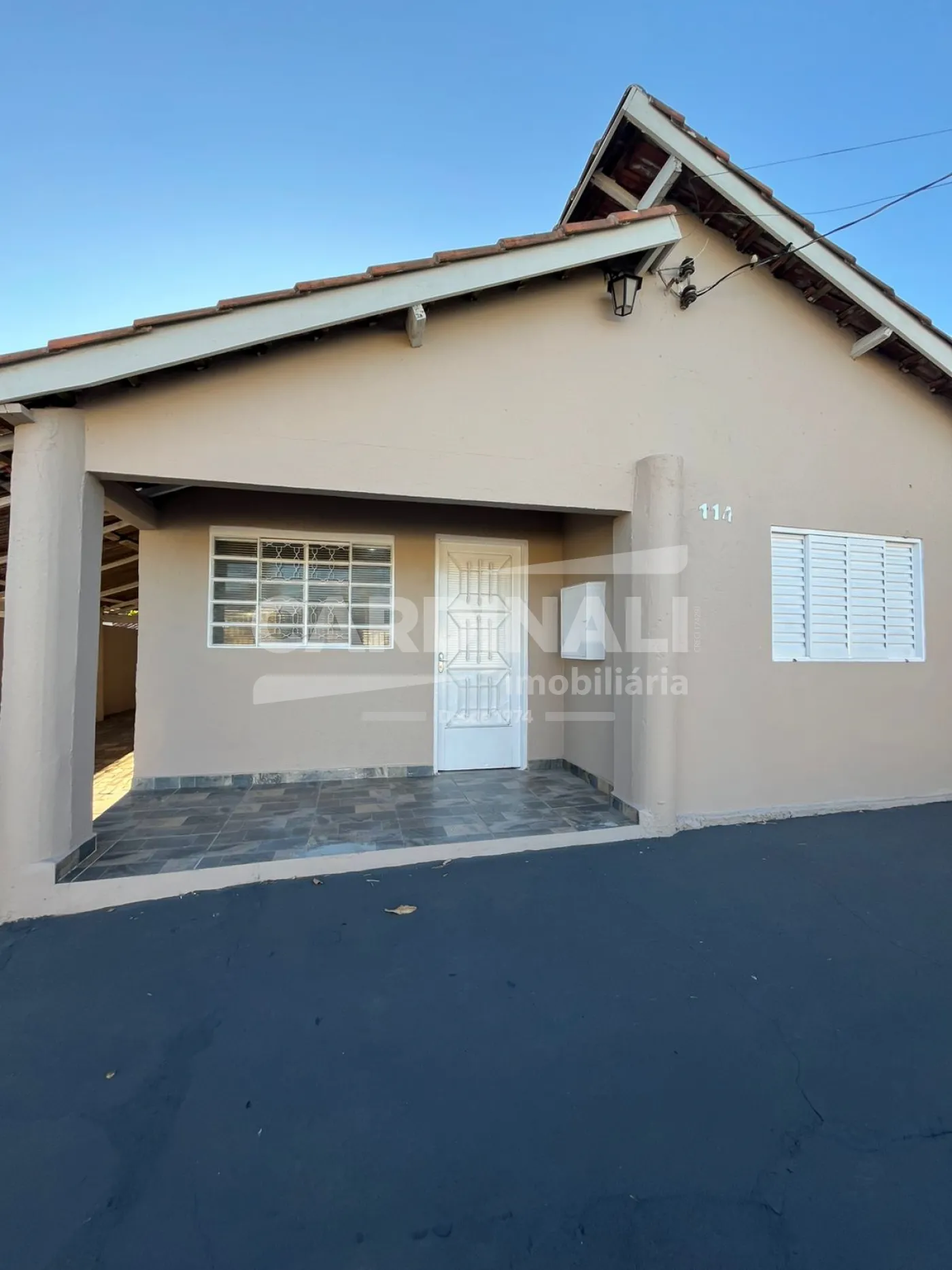 Casa / Padrão em Ibaté Alugar por R$1.200,00