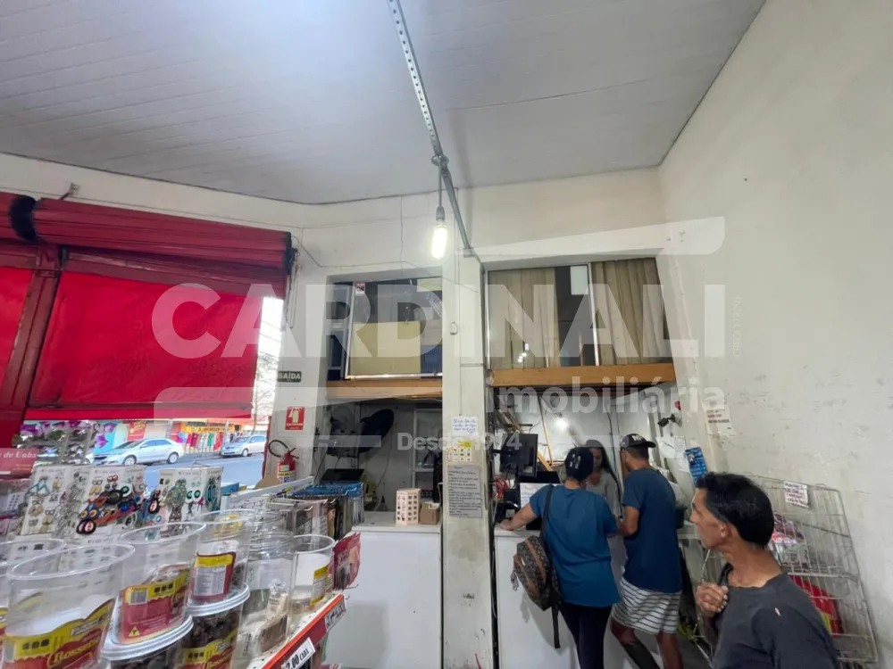 Alugar Comercial / Barrac&atilde;o em S&atilde;o Carlos R$ 6.112,00 - Foto 4