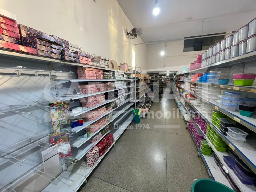 Alugar Comercial / Barrac&atilde;o em S&atilde;o Carlos R$ 6.112,00 - Foto 10