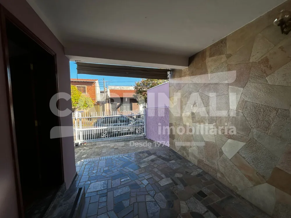 Alugar Casa / Padr&atilde;o em S&atilde;o Carlos R$ 2.500,00 - Foto 1