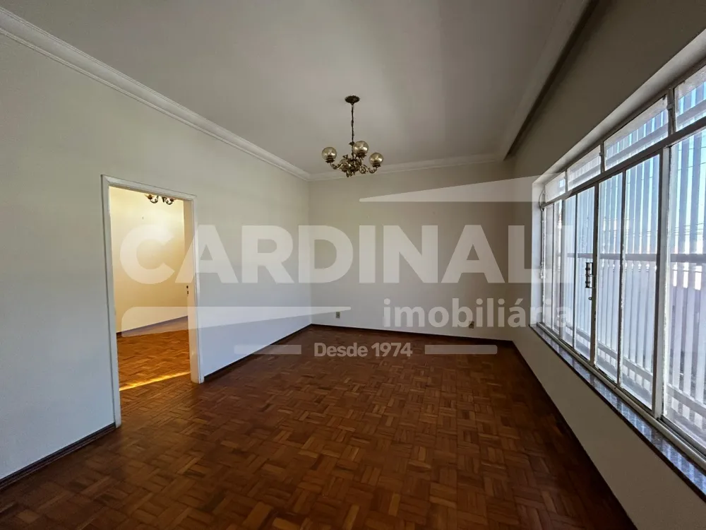 Alugar Casa / Padr&atilde;o em S&atilde;o Carlos R$ 2.500,00 - Foto 3