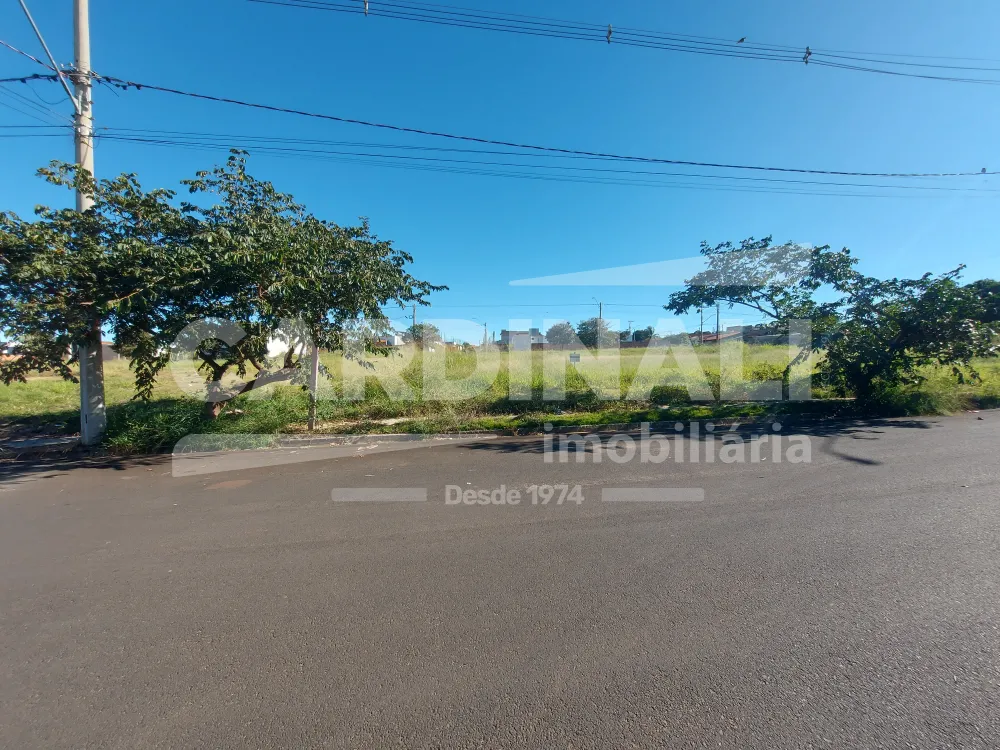 Terreno / Padrão em Araraquara , Comprar por R$275.000,00