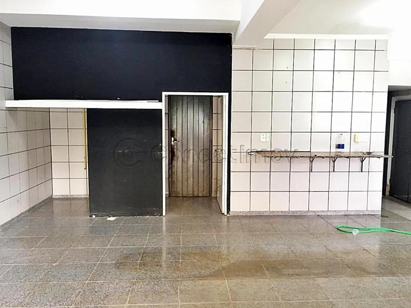 Alugar Comercial / Padr&atilde;o em Ribeir&atilde;o Preto R$ 3.500,00 - Foto 2