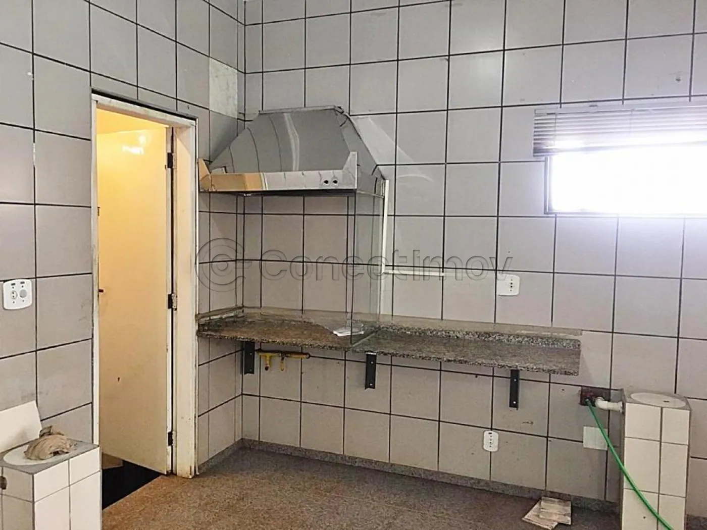 Alugar Comercial / Padr&atilde;o em Ribeir&atilde;o Preto R$ 3.500,00 - Foto 3