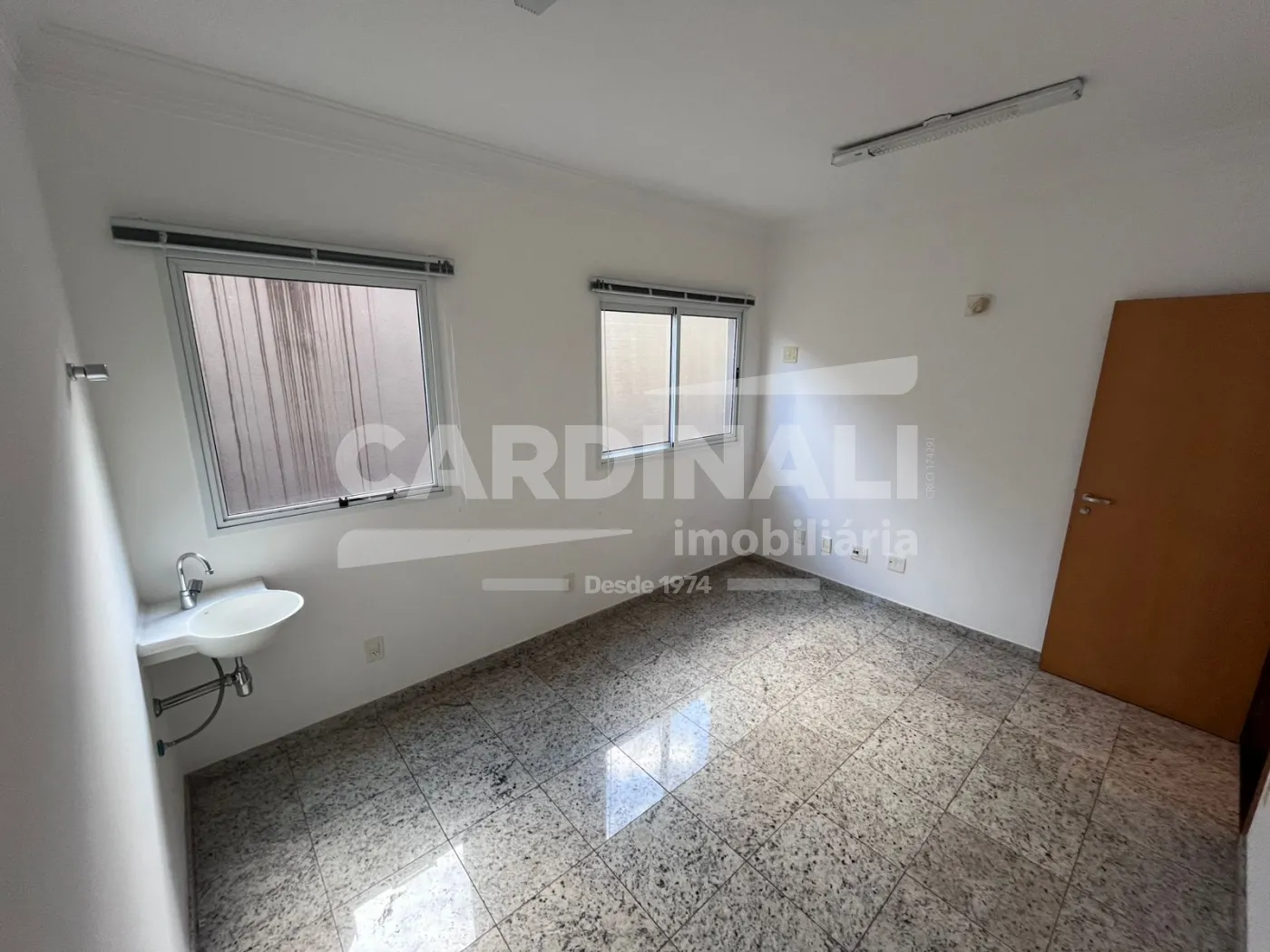 Comercial / Sala sem Condomínio em Ribeirão Preto , Comprar por R$380.000,00