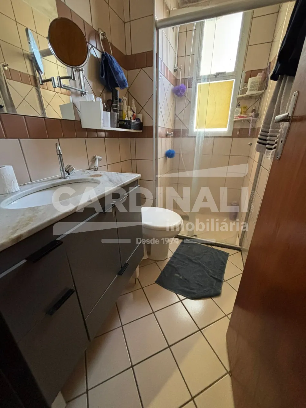 Comprar Apartamento / Padr&atilde;o em Araraquara R$ 300.000,00 - Foto 5