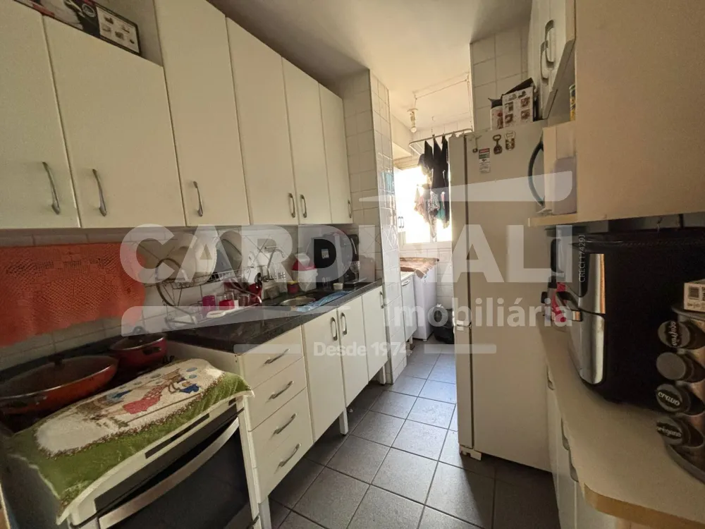 Comprar Apartamento / Padr&atilde;o em Araraquara R$ 300.000,00 - Foto 3