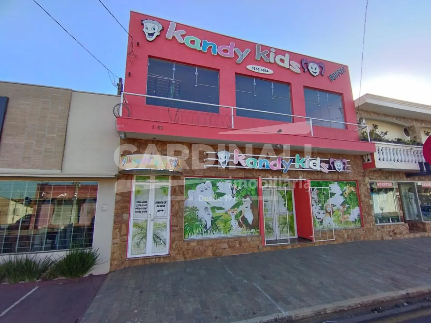 Comercial / Salão em São Carlos , Comprar por R$1.800.000,00