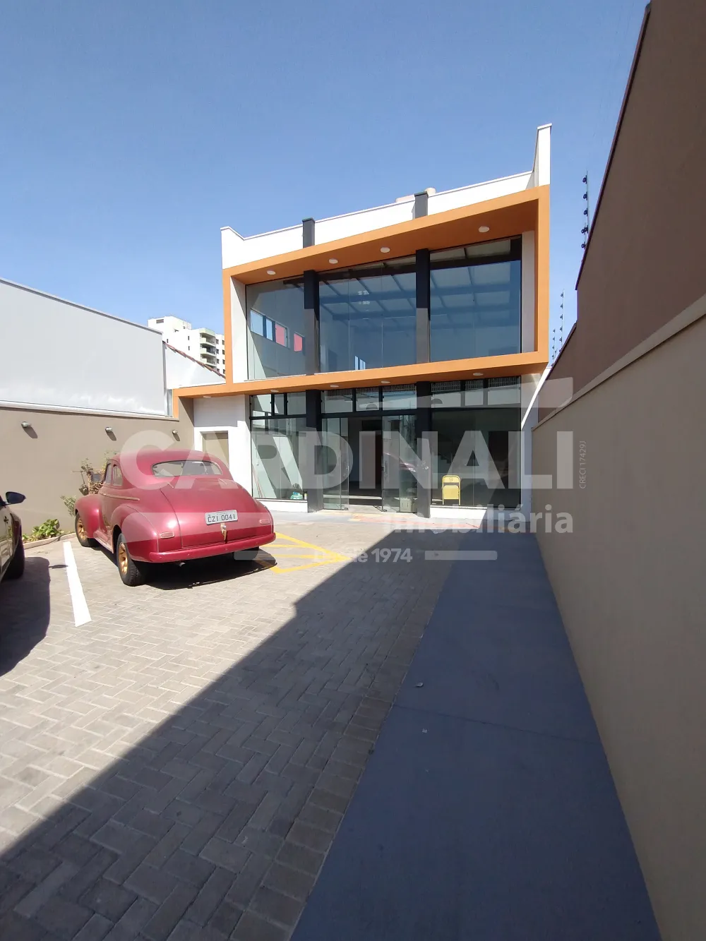 Alugar Comercial / Padr&atilde;o em S&atilde;o Carlos R$ 5.556,00 - Foto 1