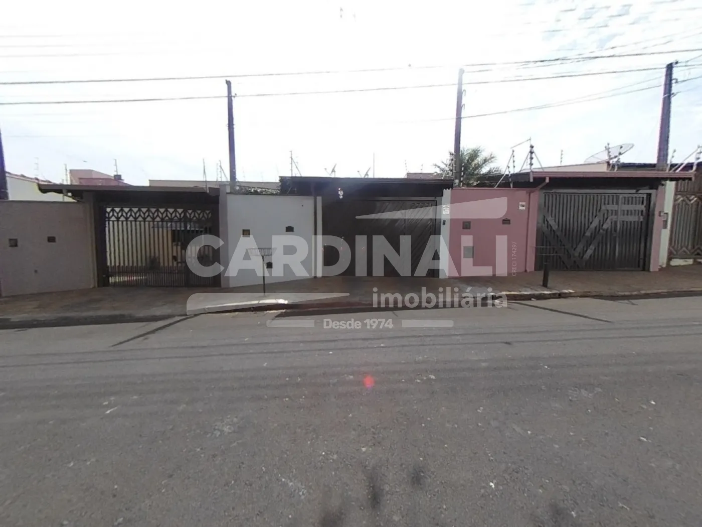 Alugar Casa / Padr&atilde;o em S&atilde;o Carlos R$ 3.334,00 - Foto 1