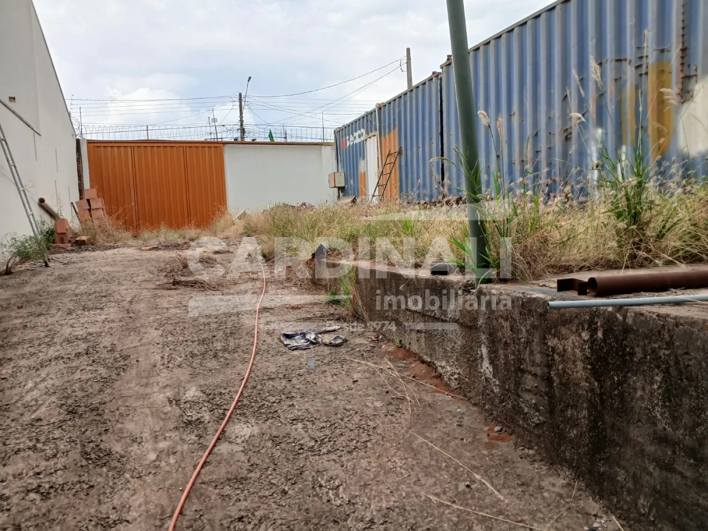 Terreno / Padrão em São Carlos , Comprar por R$320.000,00