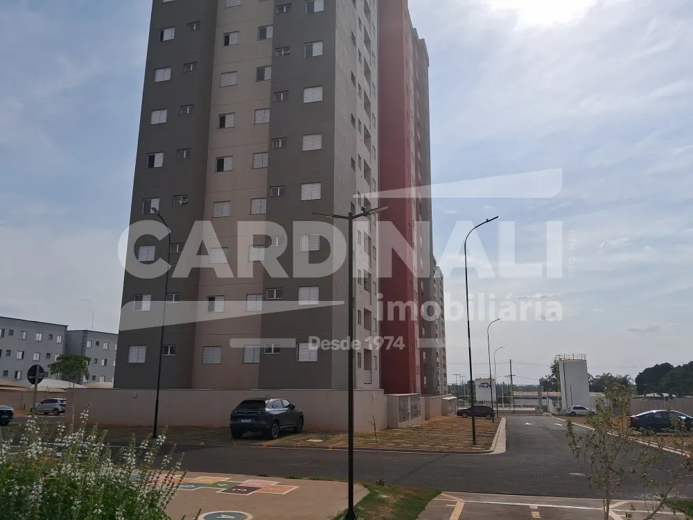 Alugar Apartamento / Padr&atilde;o em Araraquara R$ 1.700,00 - Foto 1