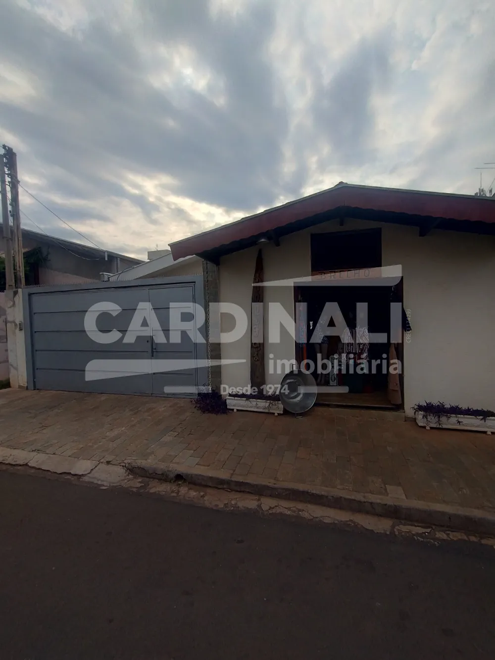 Casa / Padrão em São Carlos , Comprar por R$680.000,00