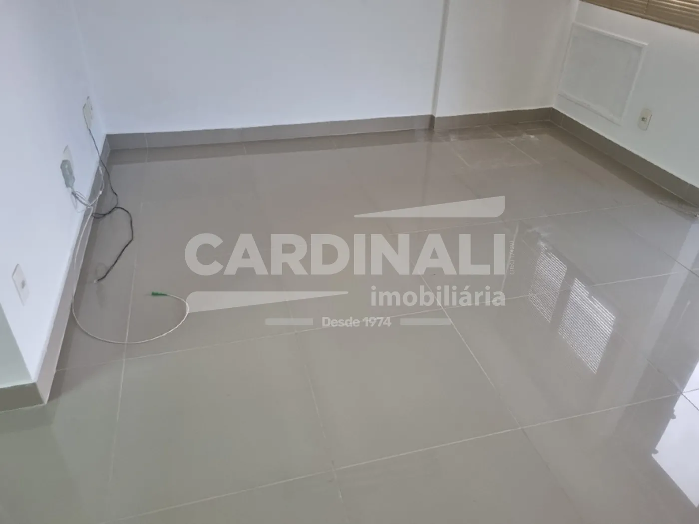 Comercial / Prédio com Condomínio em Ribeirão Preto , Comprar por R$180.000,00