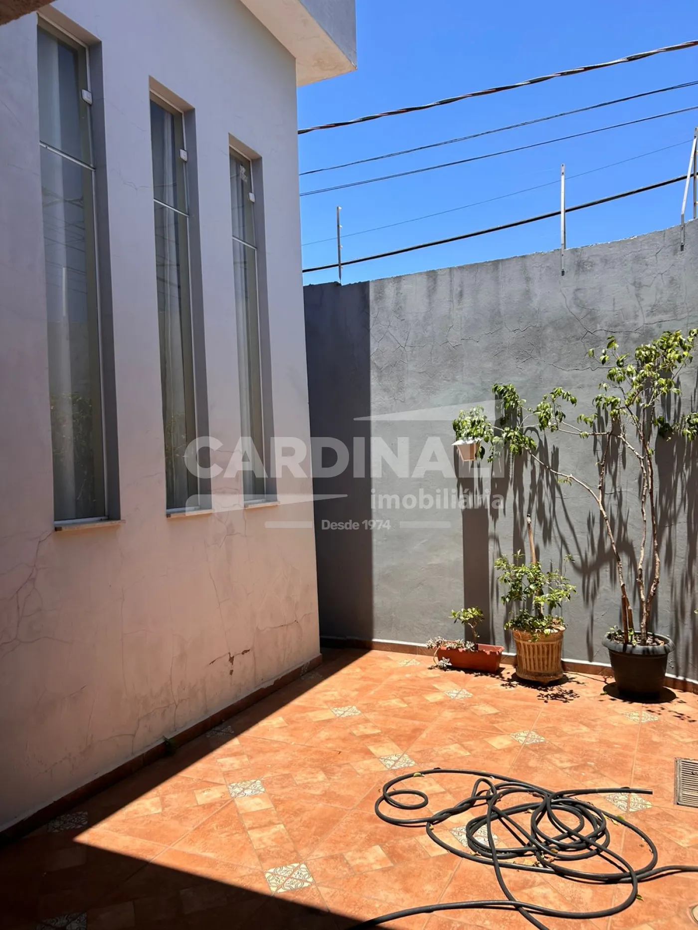 Casa / Padrão em Ibaté Alugar por R$2.223,00