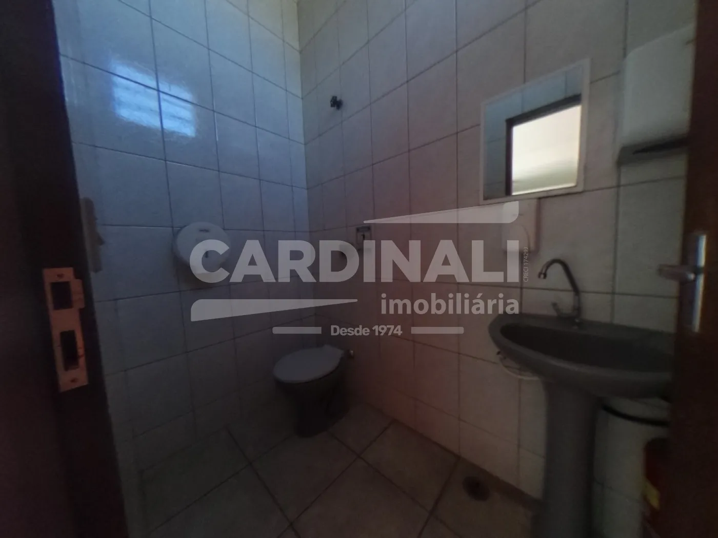 Alugar Comercial / Sal&atilde;o em S&atilde;o Carlos R$ 1.667,00 - Foto 3