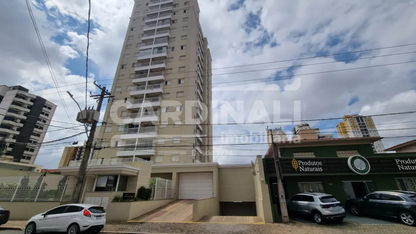 Apartamento / Padrão em São Carlos 